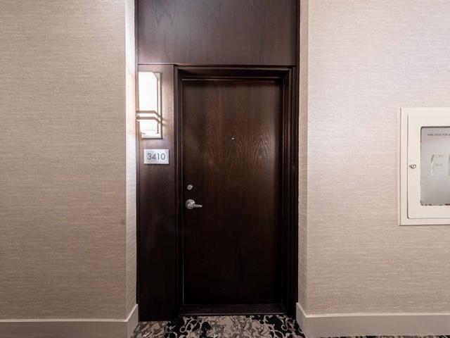 3410 - 208 Queens Quay W