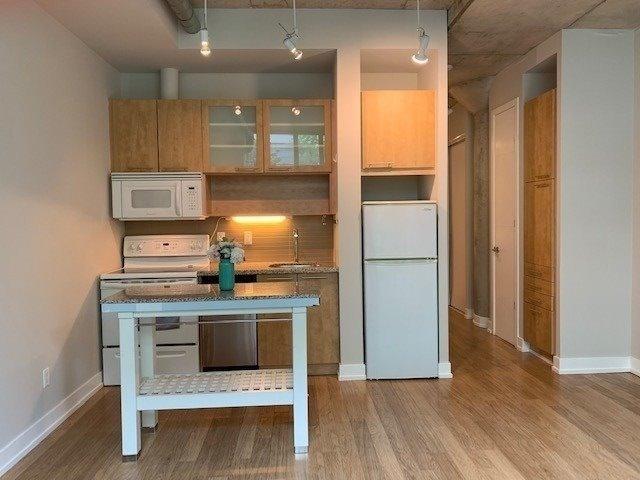 304 - 66 Portland St