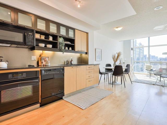 1102 - 36 Blue Jays Way