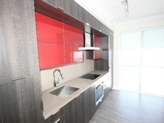 4012 - 300 Front St W