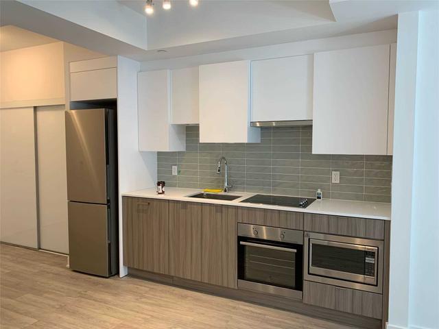 1806 Nt - 99 Broadway Ave