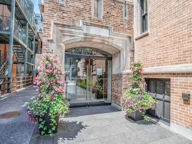 2A - 36 Hazelton Ave