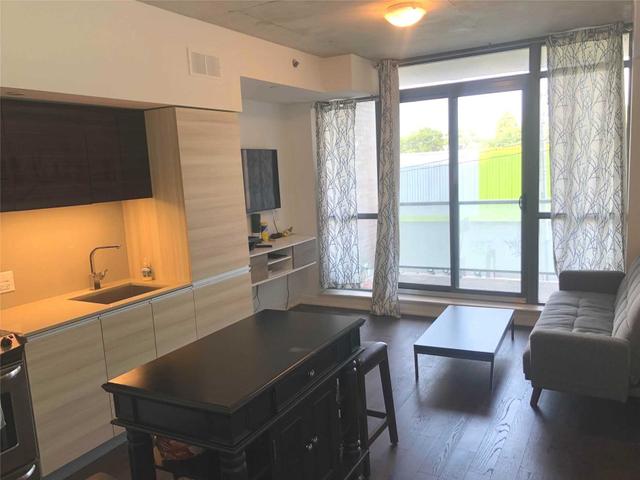205 - 8 Gladstone Ave