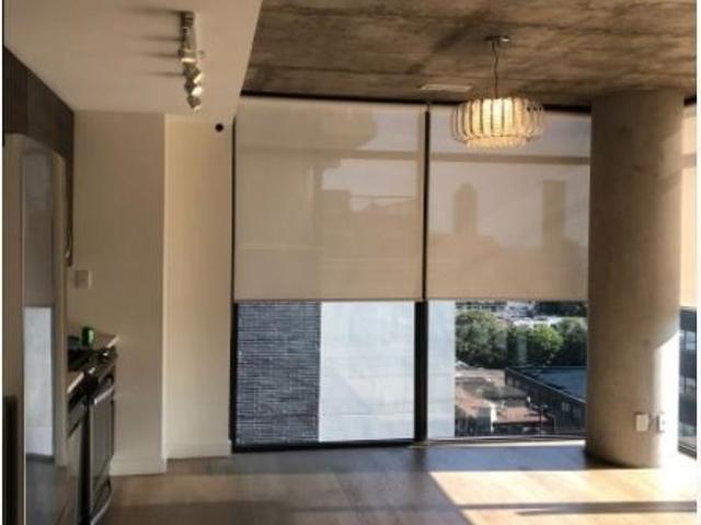 1002 - 111 Bathurst St S