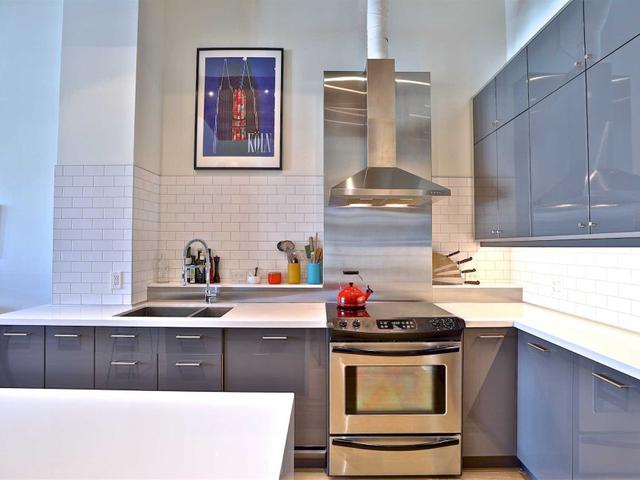 407 - 380 Macpherson Ave