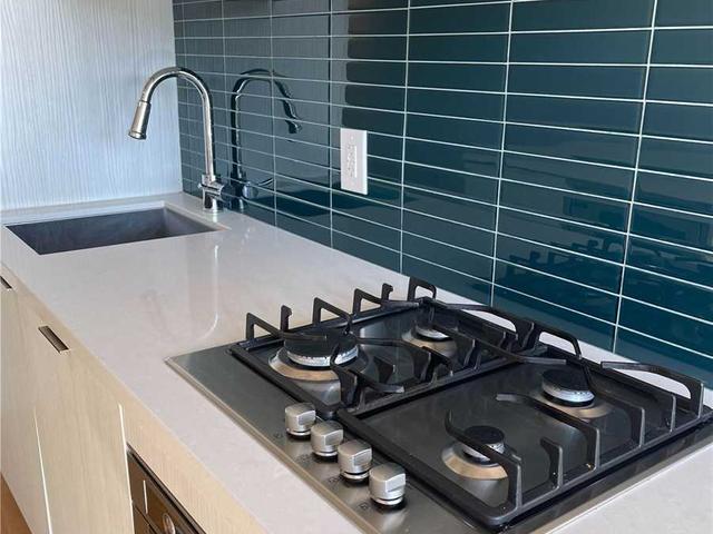 305 - 109 Ossington Ave