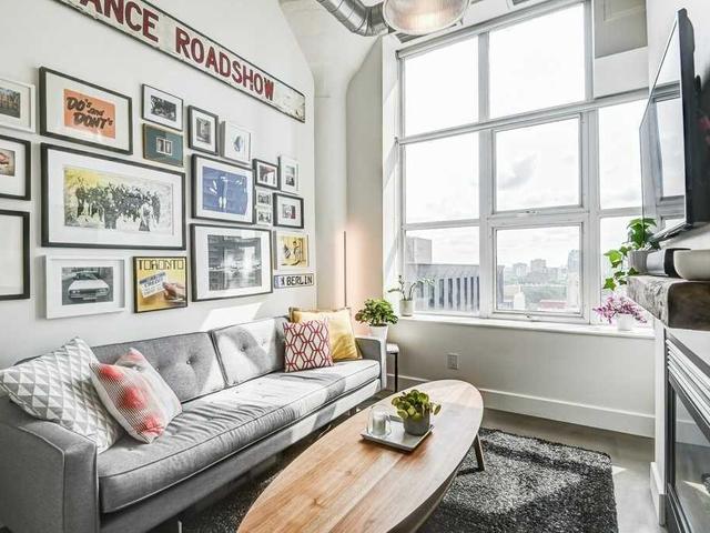 1045 - 155 Dalhousie St