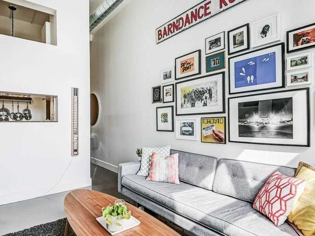 1045 - 155 Dalhousie St