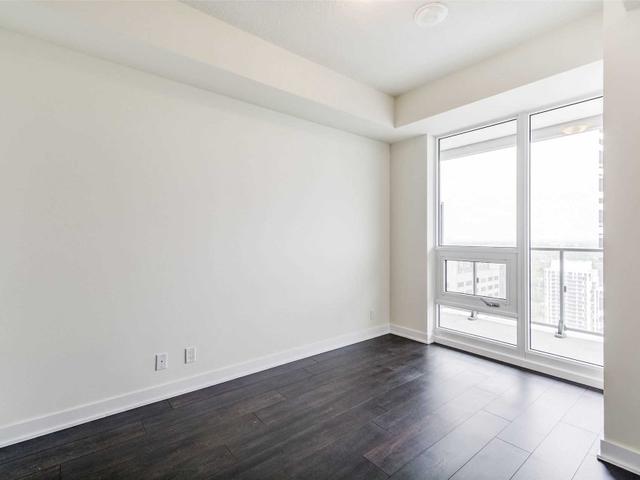 4301 - 2221 Yonge St photo #17