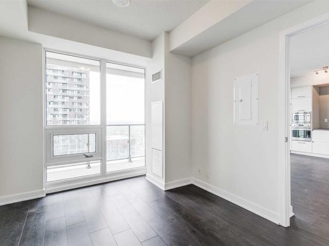 4301 - 2221 Yonge St photo #18