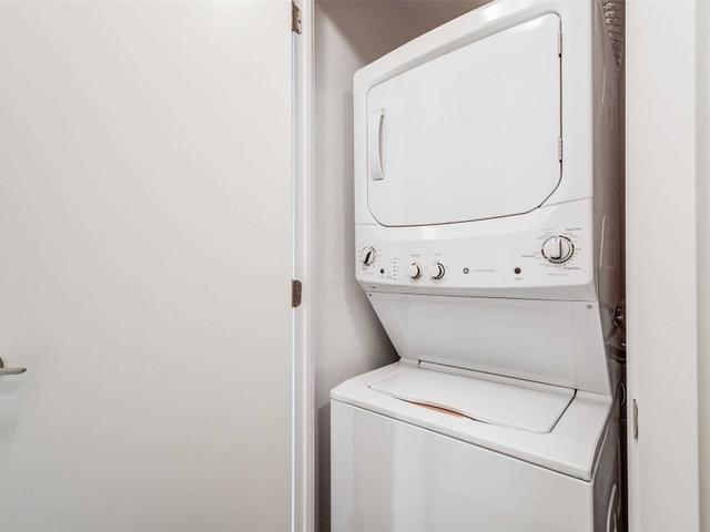 4301 - 2221 Yonge St photo #21