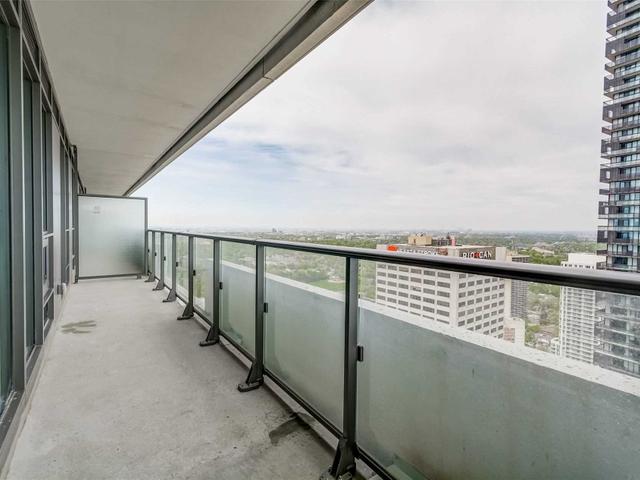 4301 - 2221 Yonge St photo #22