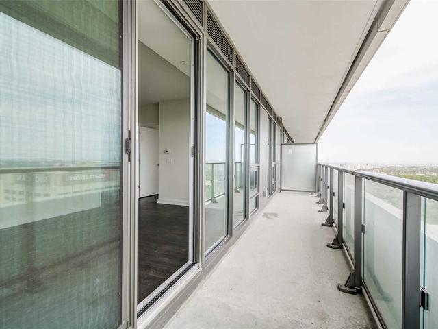 4301 - 2221 Yonge St photo #23