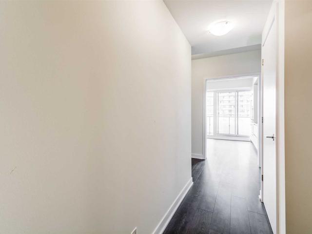 4301 - 2221 Yonge St photo #6