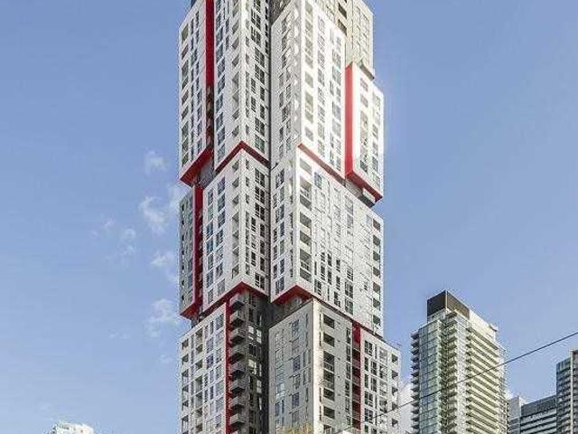 1606 - 318 Richmond St W