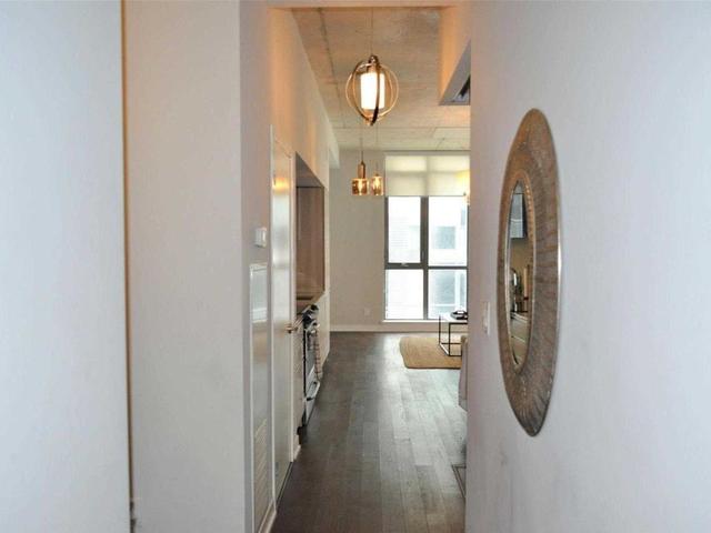 516 - 8 Gladstone Ave