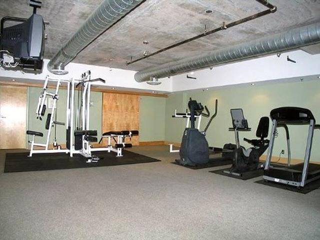 418 - 388 Richmond St W