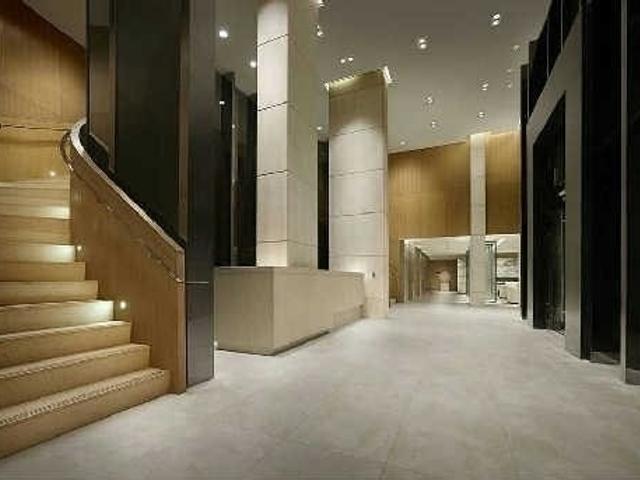 621 - 120 Harrison Garden Blvd