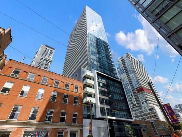 2504 - 11 Charlotte St