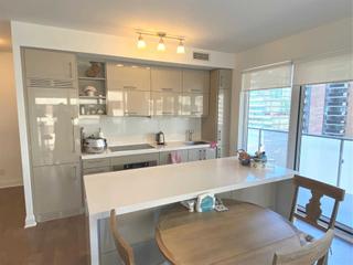 1210 - 1080 Bay St