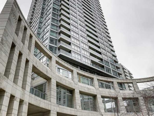 1207 - 2191 Yonge St