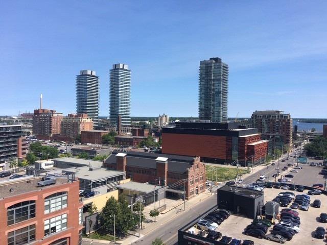 1111 - 318 King St E