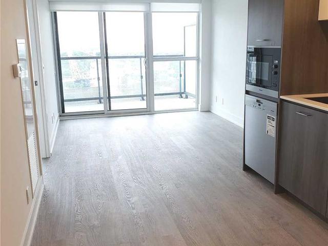 1510 - 11 Lillian St photo #14