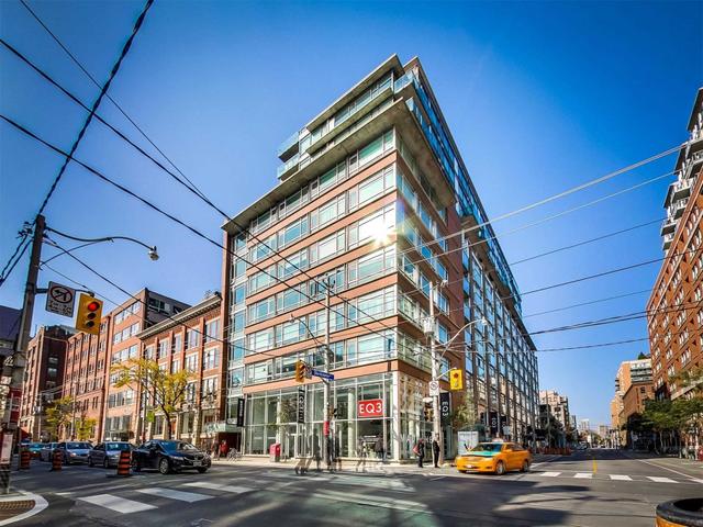 1002 - 333 Adelaide St E