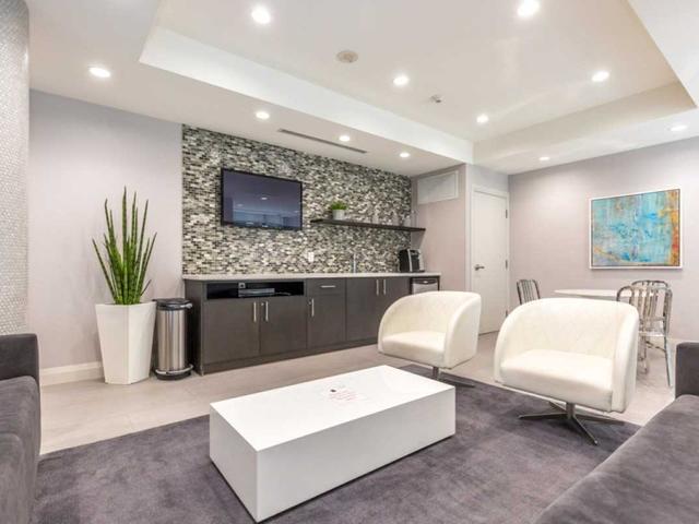 505 - 17 Kenaston Gdns