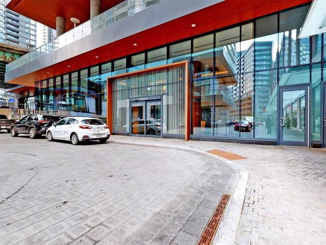 2703 - 17 Bathurst St