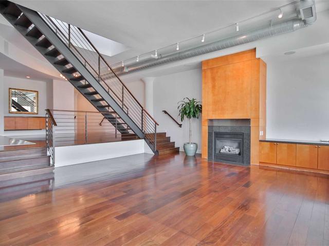 PH16 - 155 Dalhousie St