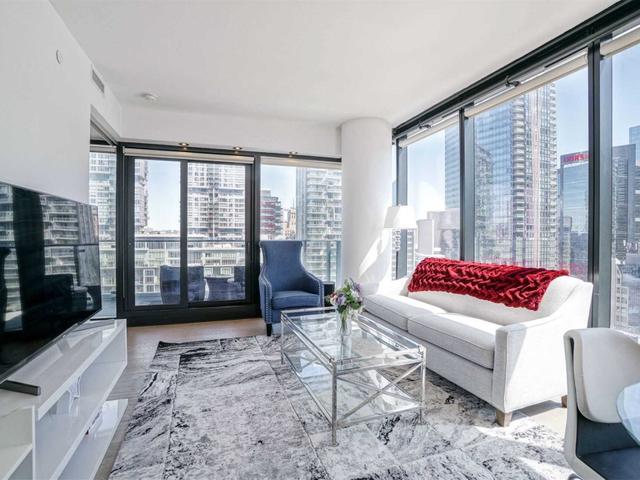 1603 - 224 King St W