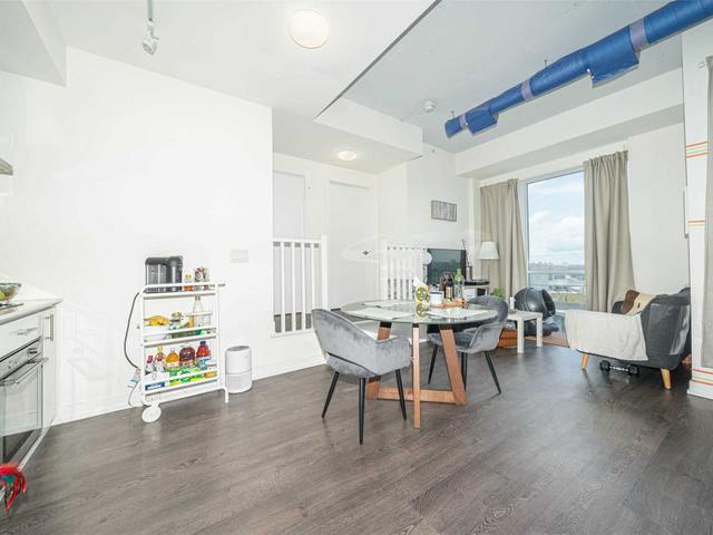 1301 - 75 The Donway W