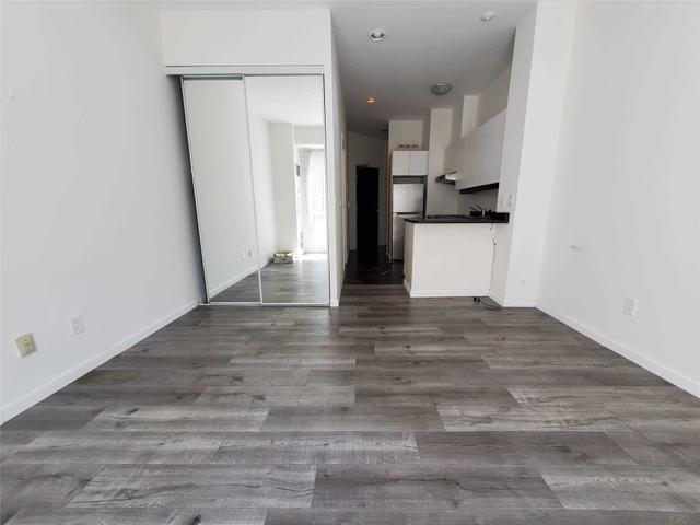 1509 - 7 King St