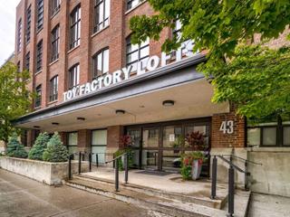 441 - 43 Hanna Ave