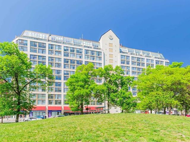 307 - 222 The Esplanade