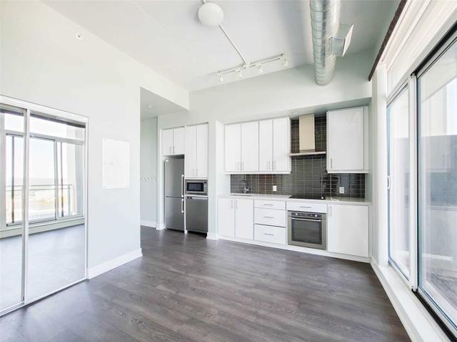 1302 - 75 The Don Way W