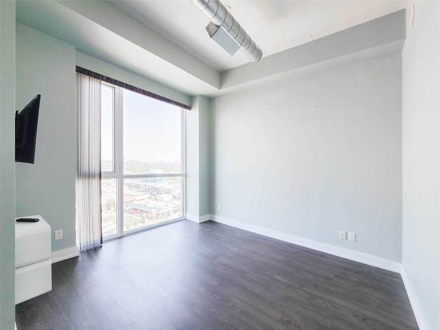 1302 - 75 The Don Way W