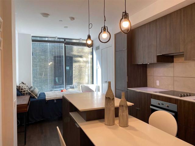 305 - 5 St Joseph St