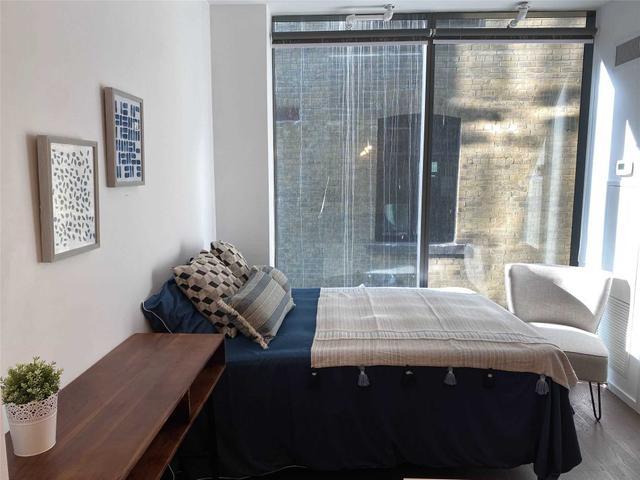 305 - 5 St Joseph St