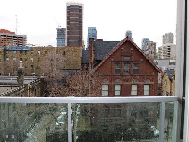 414 - 120 Homewood Ave