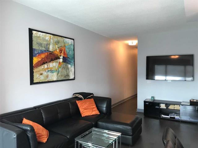 1107 - 38 The Esplanade St