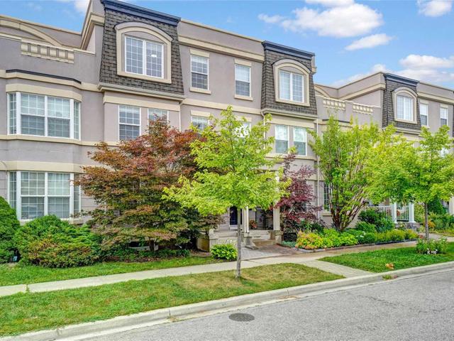 11 Preakness Dr
