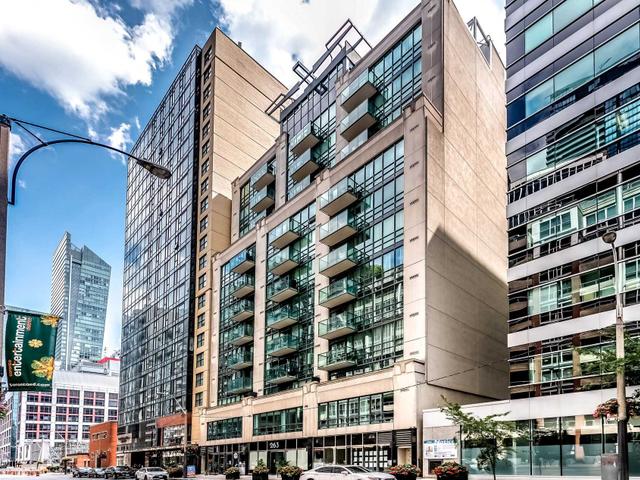 205 - 263 Wellington St W