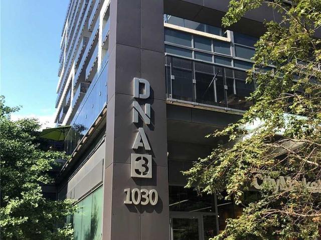 632 - 1030 King St W