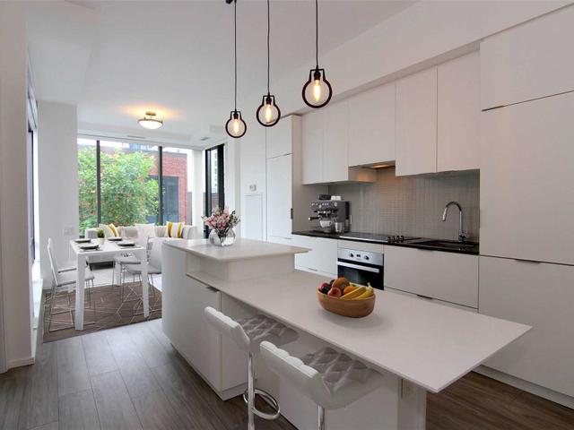 320 - 5 St Joseph St