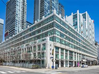 231 - 350 Wellington St W
