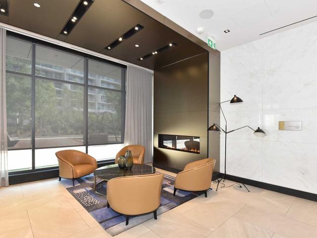 514 - 1 Edgewater Dr