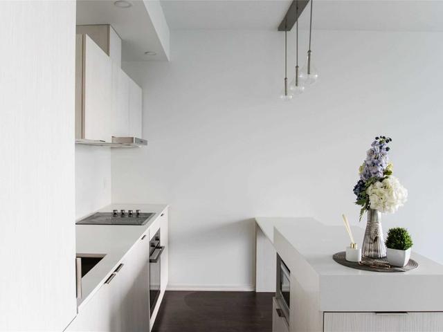 3809 - 16 Bonnycastle St