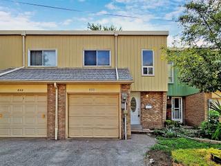 120 Woody Vine Way